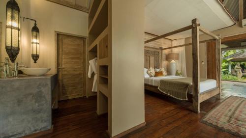 Kerobokan Villa | Villa Mannao by Villa Finder