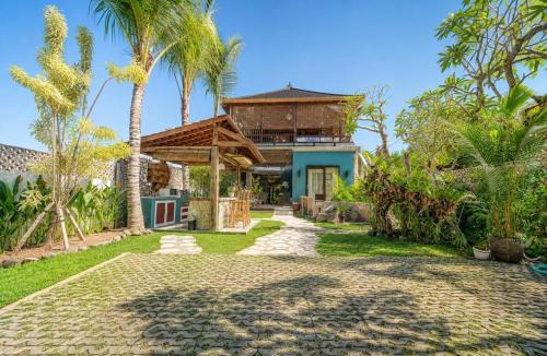 Ketewel Villa | Beachview Villa near Sanur, Live Sports AFL NRL