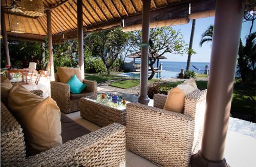 Bukti Villa | Villa Seaview- tranquil 3BR, beachfront, private pool