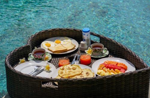 Bukti Villa | Villa Seaview- tranquil 3BR, beachfront, private pool