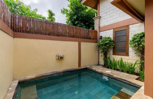 Central Seminyak Resort | Desamuda Village by Pertama Stay