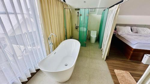 Parongpong Villa | Villa Alam with Pool - Graha Puspa Lembang
