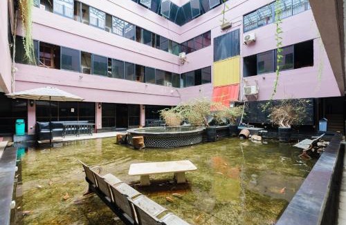 Menteng House | RedDoorz Plus near RSCM Jakarta