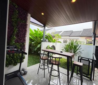 Pasirjambu Villa | Home stay Puri Kenanga