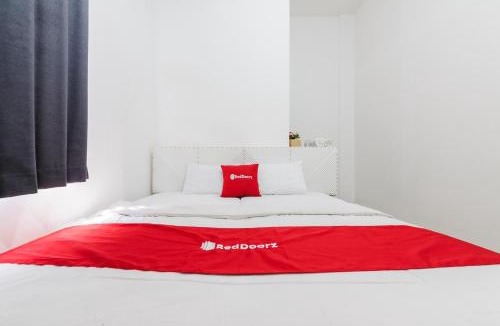 Palembang House | RedDoorz at Wisma Geka Kenten