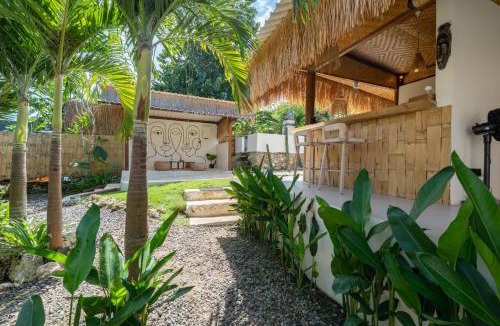 Mushroom Bay Hotel | Aura Cottage