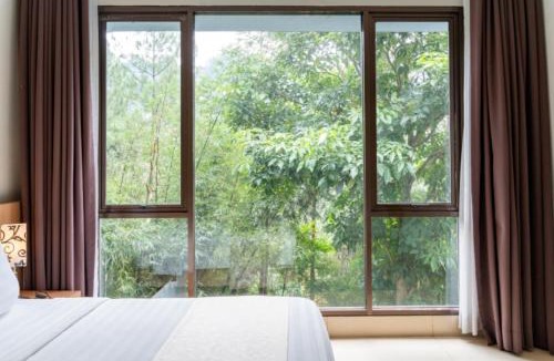 Bandung Villa | Hikari Hill View Villa 7 Bedrooms With a Private Swimming Pool and a Billiard Table