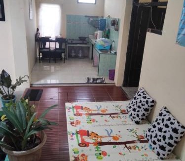 Tegalrejo House | Shinta GuestHouse Jalan Magelang