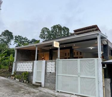 Argosari Villa | Tafufu Villa Tumpak Sewu