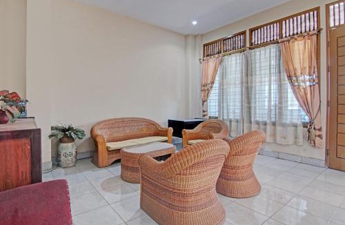 Dumai Hotel | Hotel O Lavina Guesthouse