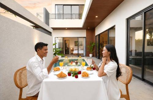 Kesiman Villa | Brandnew Beachside Luxury 3BR Tropis A Style