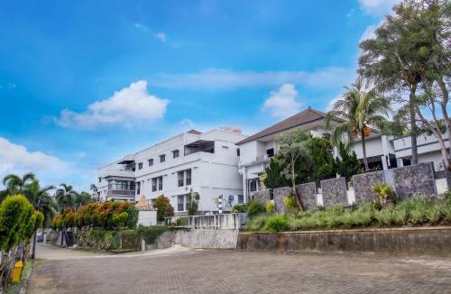 Bandar Lampung Hotel | Palette Kuraya Hotel & Resort