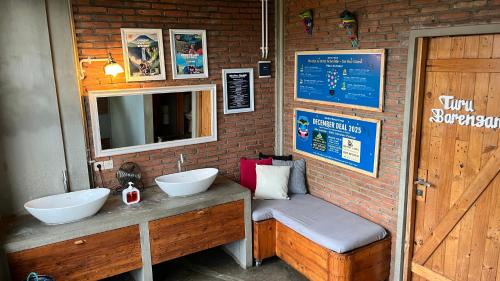 Klojen Hostel | Shelter Hostel Malang