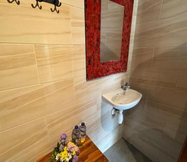Melayang Bed & Breakfast | Teba junjungan cottages & villa