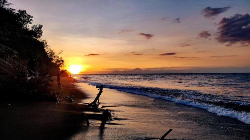 Gangga Villa | Secret Beach Beachfront Villa