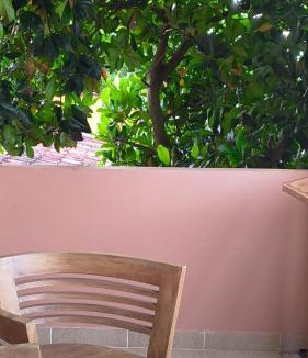 Pleret Bed & Breakfast | ADA WAKTU Bed & Breakfast