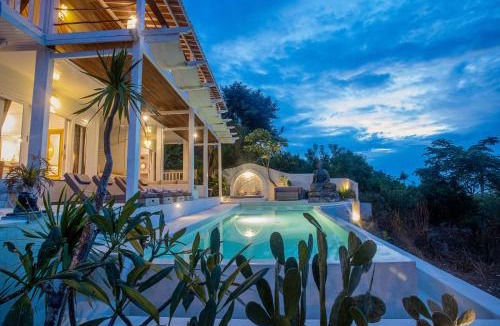 Ceningan Island Villa | The Puncak Private Villa