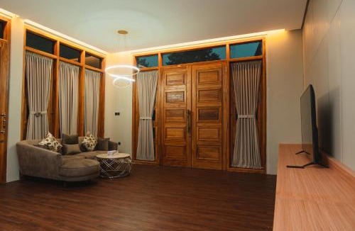 Ciawi Hotel | Acasa Cottage by Samsara