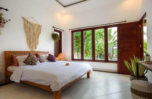 Melayang Villa | Sunset Rice Field View 2BR Villa Ubud