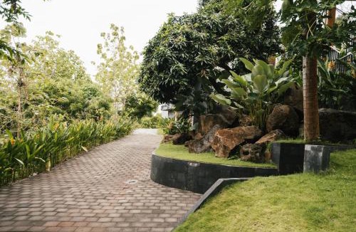 Kubutambahan Resort | Sanglung Villas & Suites