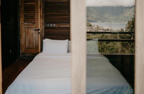 Kedisan House | Nirata Treehouse