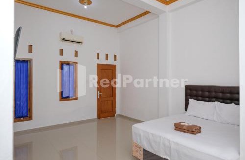Temon Hotel | Elma Guesthouse YIA KulonProgo Yogyakarta Mitra RedDoorz