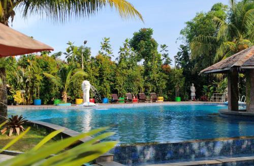 Medan Hotel | Thong's Inn Hotel Kualanamu