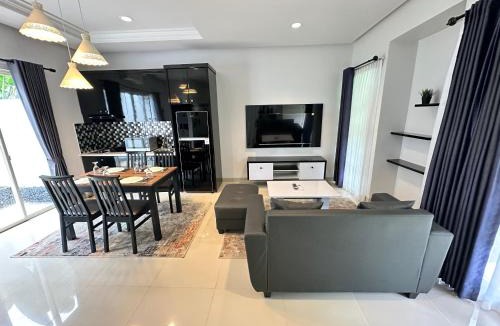Bogor Selatan House | Modern Sanctuary at Rancamaya