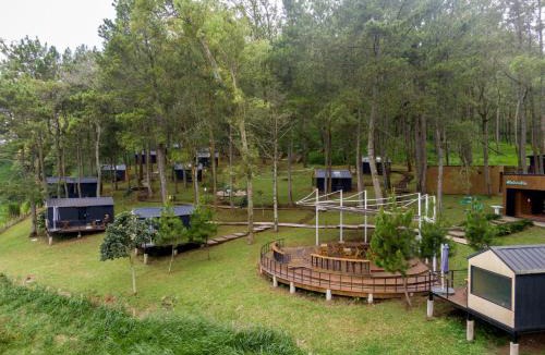 Pujon Resort | Bobocabin Coban Rondo, Malang