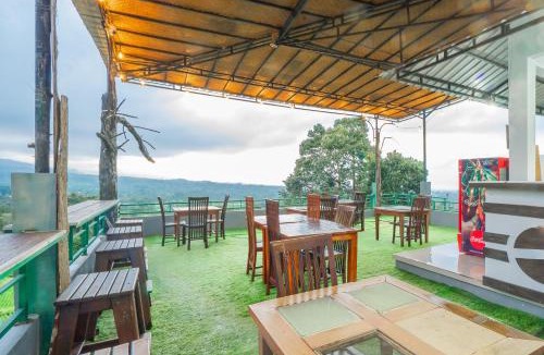 Sawan House | DWM Mandhasativa Homestay By Reccoma