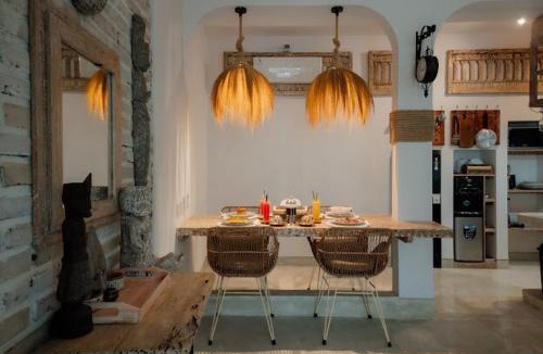 Singakerta Villa | Pabuan villa, private & ethnic