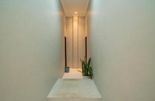 Lawang Hotel | RedDoorz near Wisata Paribendo Lawang