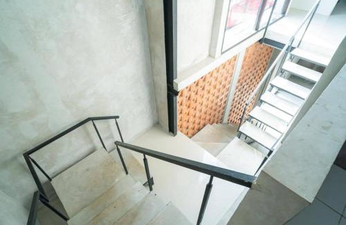 Lawang Hotel | RedDoorz near Wisata Paribendo Lawang