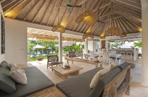 Purwakerti Villa | OMAÏA Private villas