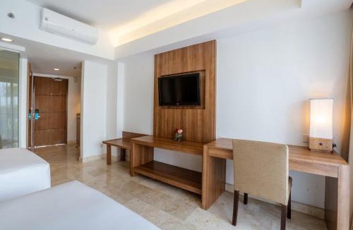 Raya Kuta Hotel | Cross Vibe Paasha Atelier Bali Kuta