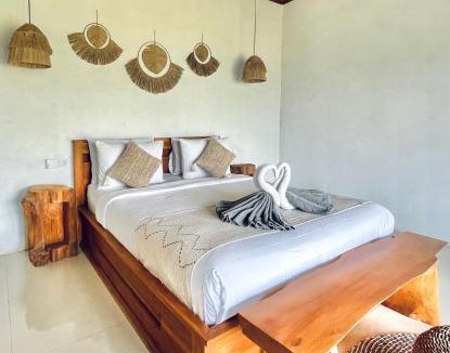 Songan Bed & Breakfast | Hillside Kintamni