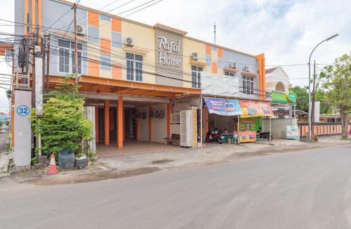 Tegal Hotel | Urbanview Hotel Rifal Home Tegal