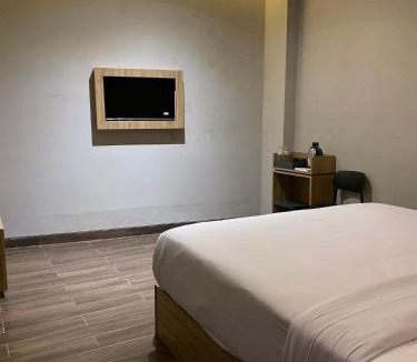 Sukajadi Hotel | Moonstone