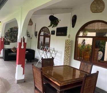 Candi Dasa Apartment | Catra homestay beach apartments