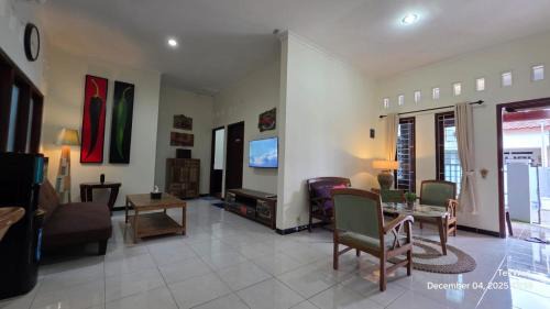 Banguntapan House | Omah Tentrem Homestay Jogja