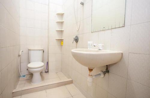 Surabaya House | RedDoorz Syariah near Taman Bungkul