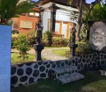 Anturan House | Villa Jepun Lovina