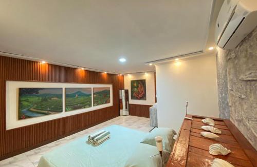 Padang House | Evergreen Lodge