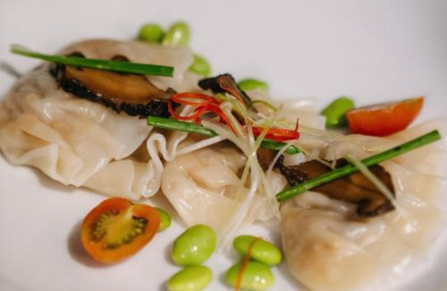 Mushroom Bay Resort | Hai Tide Beach Resort