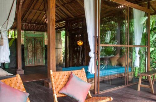 Kelusa Villa | Villa Mahadevi 2 Ubud Jungle Retreat Joglo