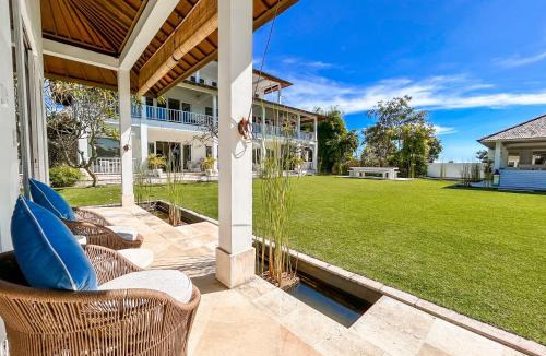 Pecatu Villa | The Backyard Bingin - Private Mansion, overlooking Bingin Beach, with Cook, Ideal for Private Events and Weddings