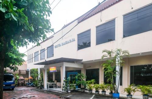 Klaten Hotel | RedDoorz Syariah at Griya Raharja Klaten