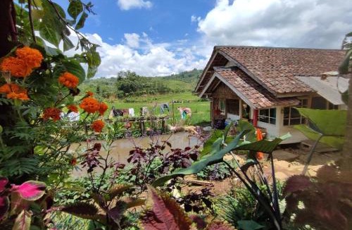 Karamat Wangi Hotel | Hotel O Desa Wisata TarajuNearGunung Panggung