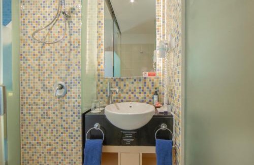 Downtown Kuta Hotel | Kuta Beach Hotel