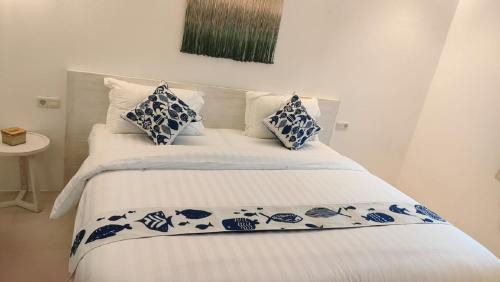 Babakan Ciamis House | Little Mykonos